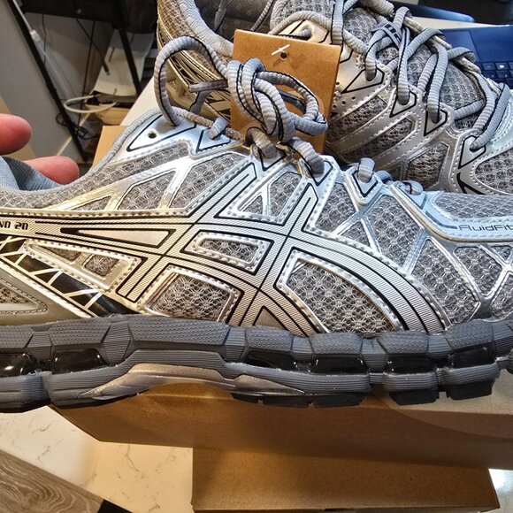 Asics Gel-Kayano 20 Gravel Pure Silver 1203A388-020 Running Shoes Mens Size 12 - Picture 2 of 9